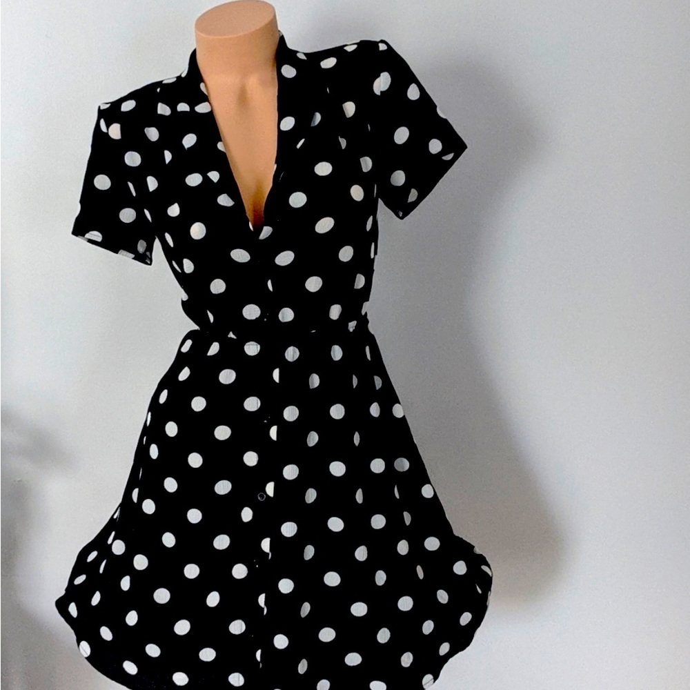 Monteau Pinup polka dot 50’s style dress.